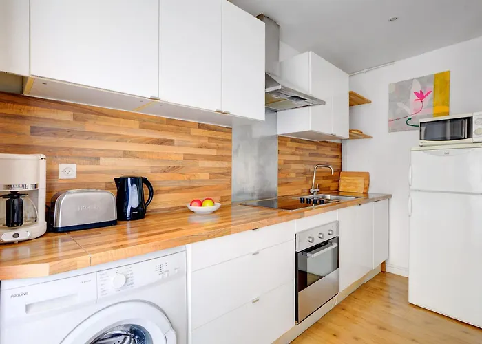 Bnbnova - Eiffel Tower & Champ De Mars Παρίσι